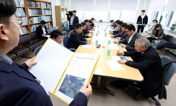 인천시의회 해양·항만특위, 영흥도 현장방문