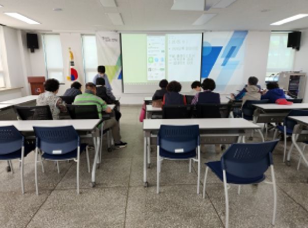 안성시 대덕면 '시니어 위한 스마트폰 활용교육' 진행