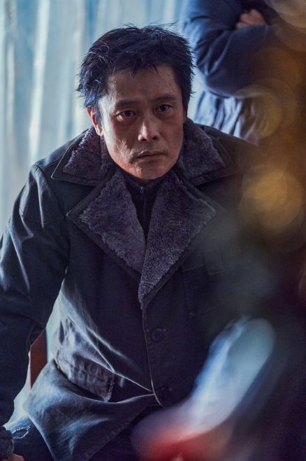 영화 '콘크리트 유토피아'