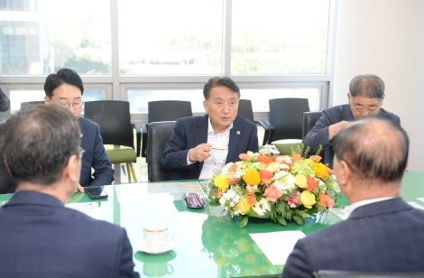 김영환 충북도지사, 코트라 방문 외투기업 유치활동 전개