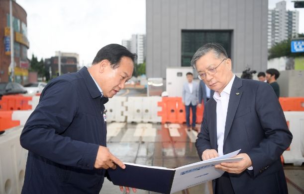 이권재 오산시장, LH 이한준 사장 현장 시찰