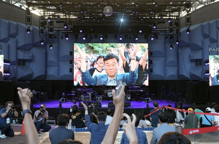 신상진 성남시장, 1만여 명 시민과 도심 속 야외무대 ‘2023 파크콘서트’ 로 무더위 날려