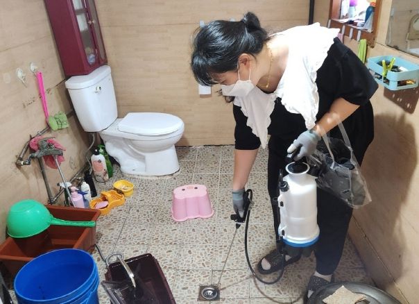 동두천시 소요동 지역사회보장협의체·현진 CS, 취약가구 방역 봉사 실시