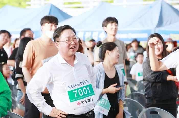 이장우 시장, 제12회 대전 월화수목 달빛 걷기대회 참석 격려