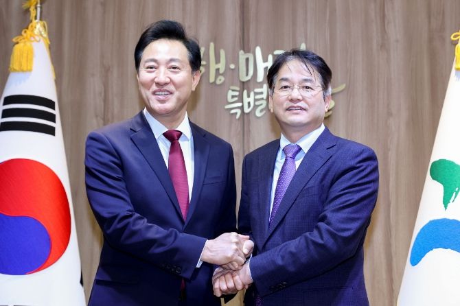 오세훈 서울특별시장(좌), 이동환 고양특례시장(우)