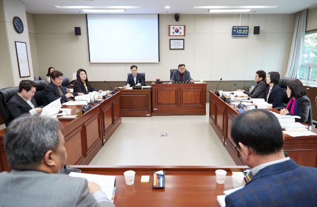 용인특례시의회 경제환경위원회, 행정사무감사 8일차