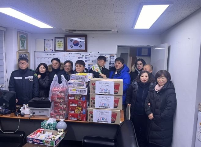 동두천시 송내동 행정복지센터, 성탄절 맞이 자율방범지대 위문 방문