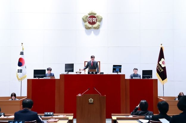 성남시의회, 제290회 임시회 개회