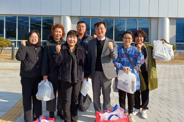 소요동 협력 봉사단체 동두천문화원 여성회, 취약계층에 물품 배달 봉사