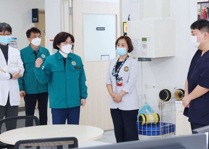 김보라 안성시장 의료공백 최소화 위해 헌신하는 응급의료기관 의료진 격려