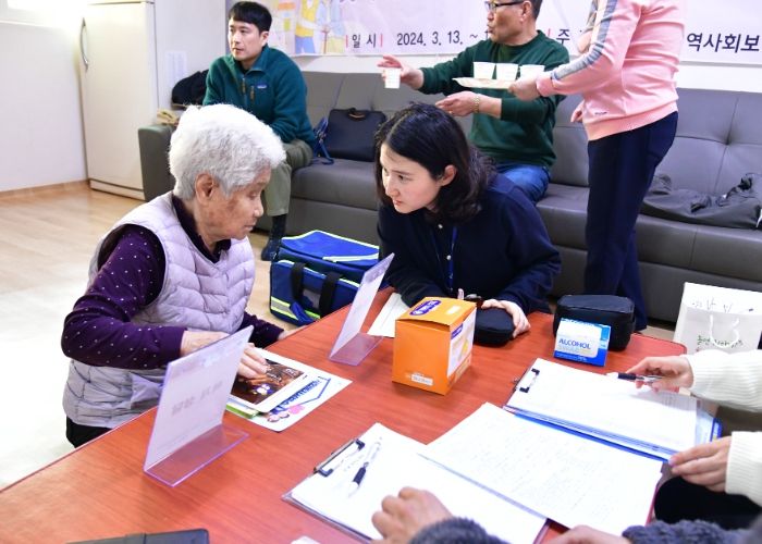 여주시 중앙동 “찾아가는 경로당 『중앙동 건강마을』” 운영