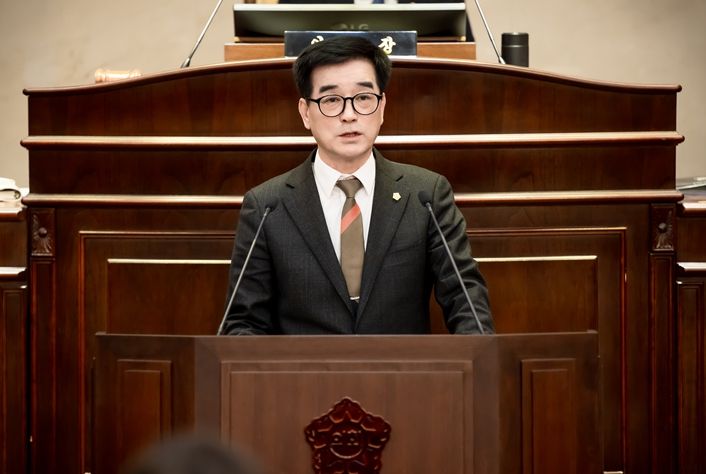 2024.03.22. 남양주시의회 이상기 의원이 제301회 임시회 3차 본회의에서 5분 자유발언에 나섰다.