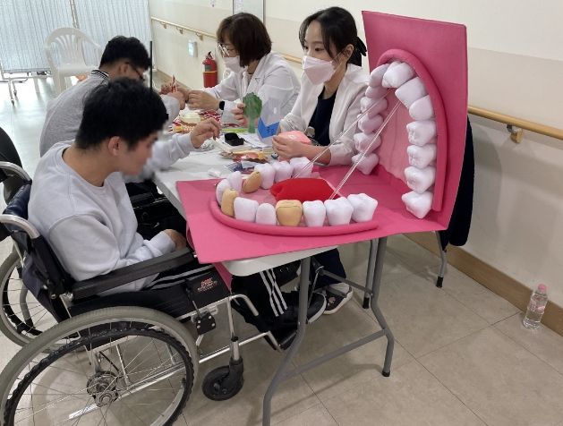 찾아가는 장애인 이동치과 진료