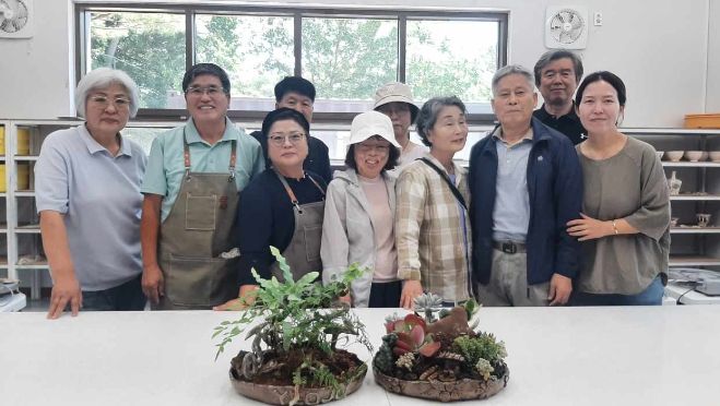 여주시, '흙과 사람이 만나 꿈꾸는 청춘' 도예치료 프로그램 성황리 운영