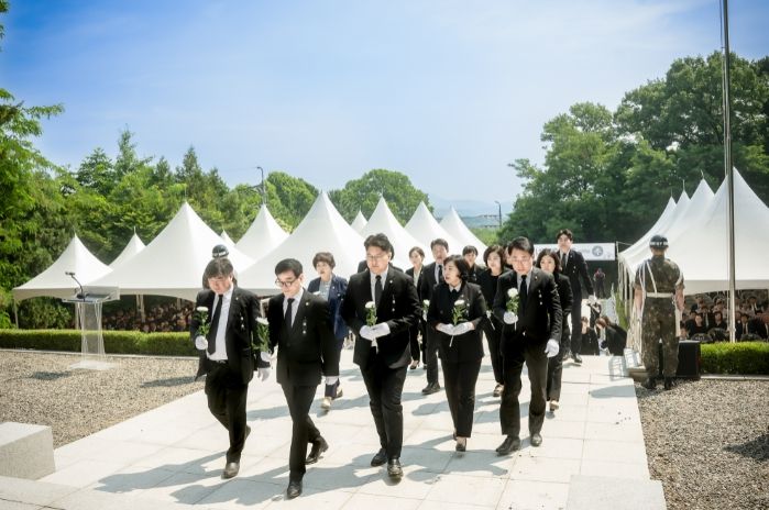 남양주시의회는 제69회 현충일 추념식에 참석했다.