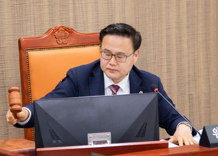 경기도의회 의회운영위원회, 뜻을 모아 제375회 임시회(폐회중) 상임위원회 회의 개최