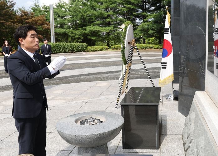 제9대 고양특례시의회 후반기 의장단 현충탑 참배