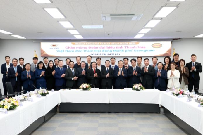 성남시의회, 베트남 타잉화성 대표단과 간담회