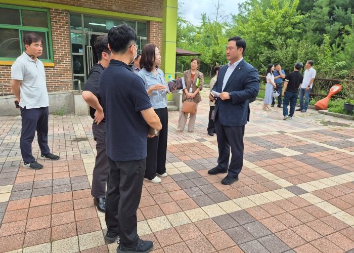 경기도의회 고준호 도의원 8월 첫 날 장애학생들의 안전한 학교 환경 조성을 위해 자운학교 찾아