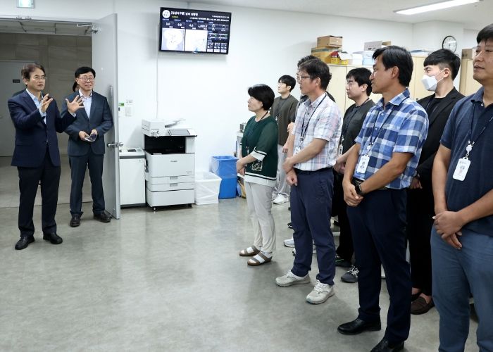 이동환 고양특례시장, 추석 맞아 일산서구청 방문해 직원과 소통