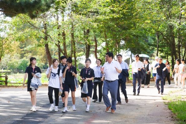도성훈 인천광역시교육감, 남동구 시민소통참여단과 함께 읽걷쓰 참여