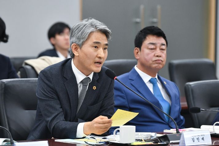 김인제 서울시의회 부의장