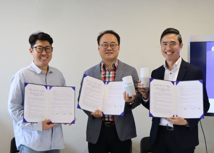 왼쪽부터 황승원 팀장, 김기수 센터장, 송승규 부장 순