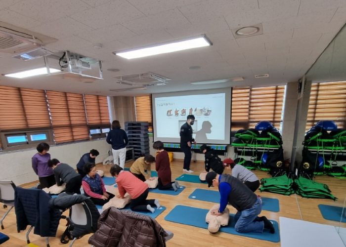 남양주보건소 동부보건센터, 만성질환자 및 가족과 함께하는 심폐소생술 교육 성료
