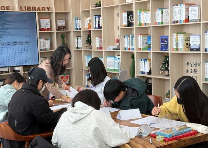 남양주시, 박신선 휴먼북 ‘어서와, 중학교는 처음이지?’ 강의 진행