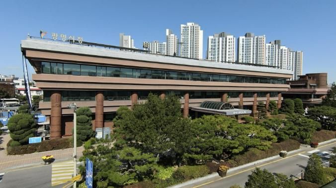 시청 전경