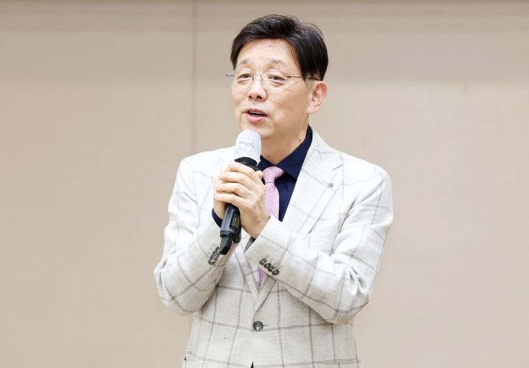 성남시의회, 이북도민연합회 학술세미나 참석