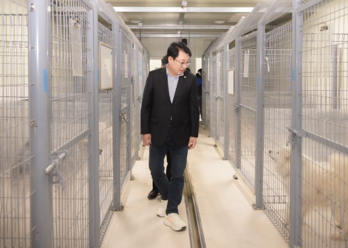 조성대 남양주시의회 의장, 반려동물 입양문화센터 방문