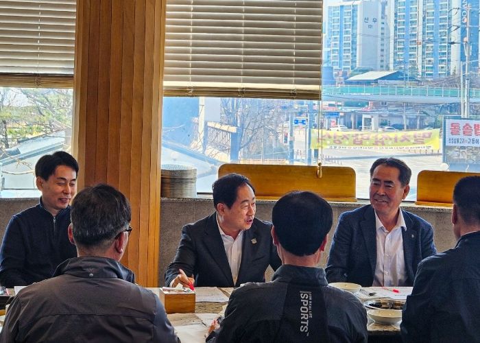 주광덕 남양주시장, 진접읍 사회단체협의회와 봄날의 소통 시간 가져