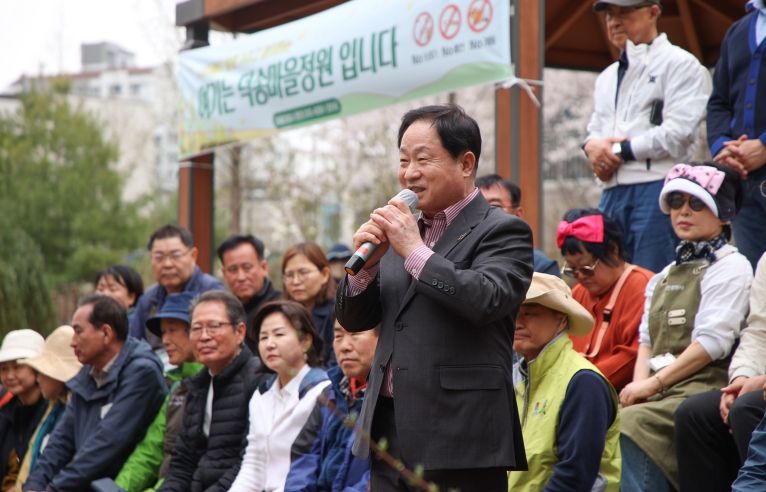 남양주시, 별내동서 주민 중심의 벚꽃축제 열려…지역 화합의 장 마련돼