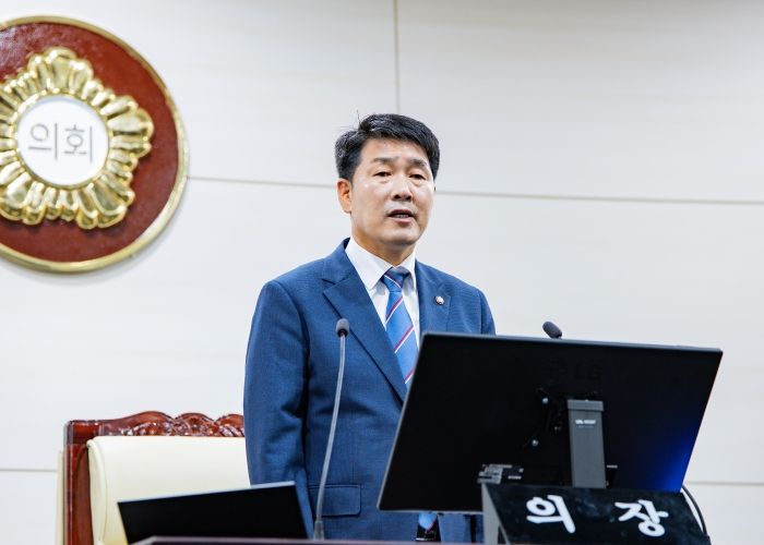 배정수 의장 개회사 모습