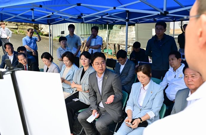 행정자치위원회, 시립종로청소년센터 건립 예정지 현장 방문