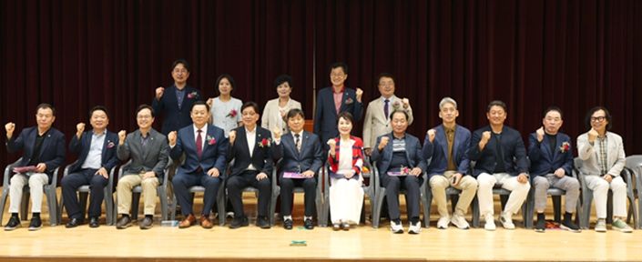 성남시의회, 제8회 성남시장배 생활체육 댄스스포츠대회 참석