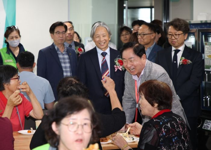 다산노인복지관 개관식에 참석한 주광덕 남양주시장