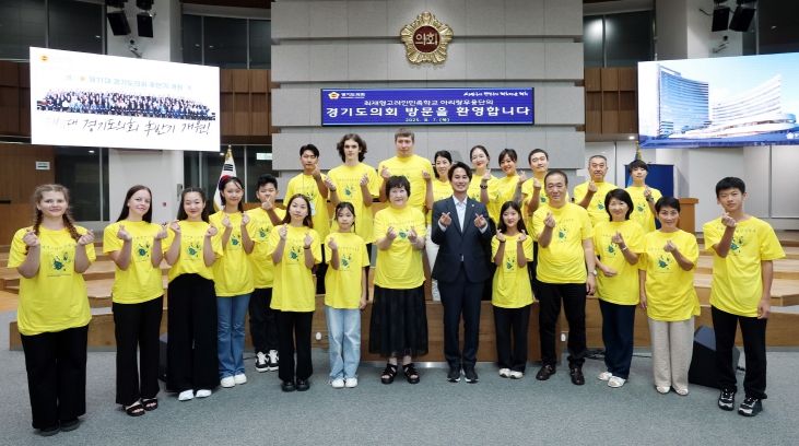 황대호 위원장, 광복 80주년! 고려인 동포 아리랑무용단과 정담회 개최