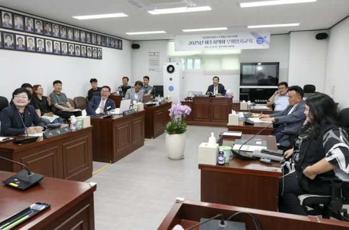 여주시의회, 부패방지·장애인식개선·4대폭력 예방교육으로 신뢰받는 의회 다짐