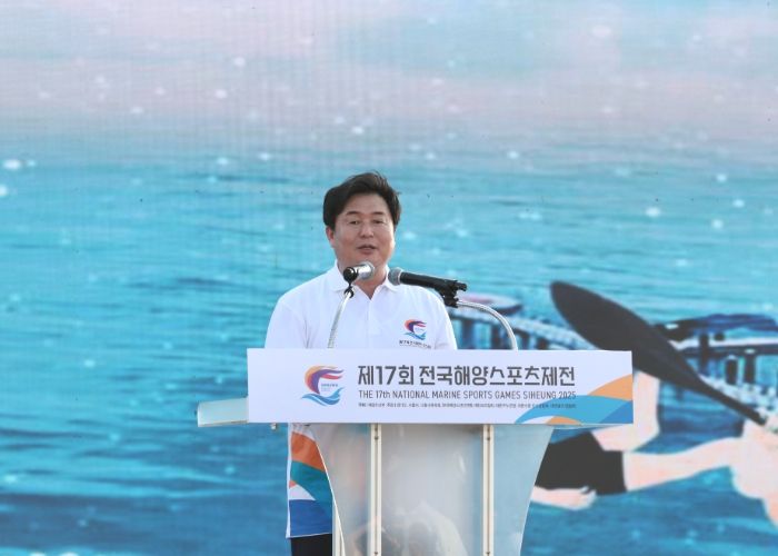 임병택 시장이 폐회식에서 인사말을 하고 있다