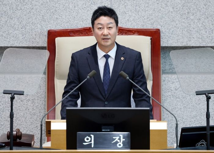 김진경 의장, 제386회 임시회 개회 “더 나은 경기도 위한 실용의 협력으로 지방자치의 힘을 보여줄 것”