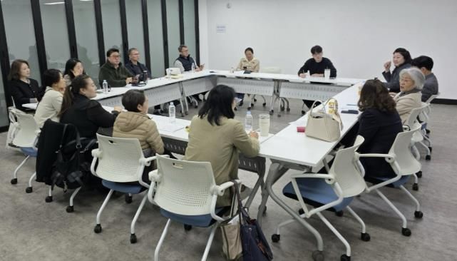 군포시진로교육협력센터, '2025년 직업인특강' 운영평가회 개최