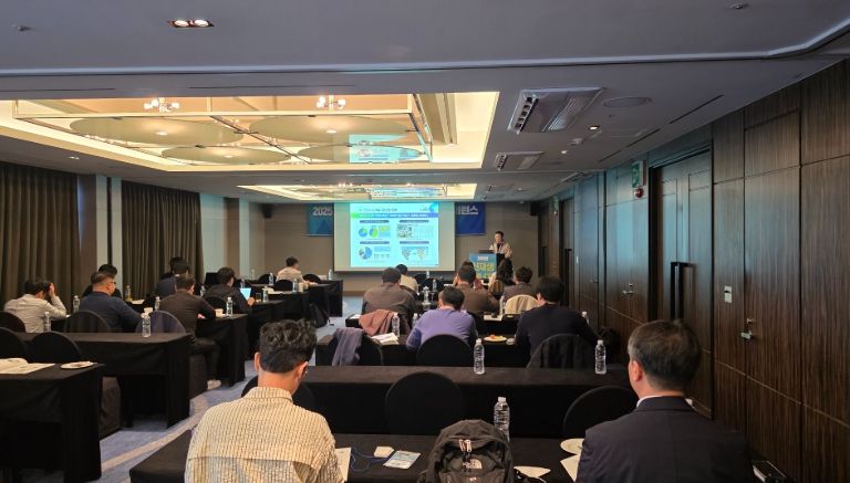 1. 천안과학산업진흥원이 29일 신재생에너지 인프라 확산 컨퍼런스를 진행하고 있다.