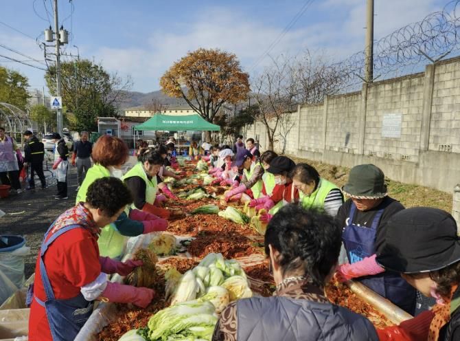 동두천시 보산동, ‘사랑의 김장나눔’ 행사 개최