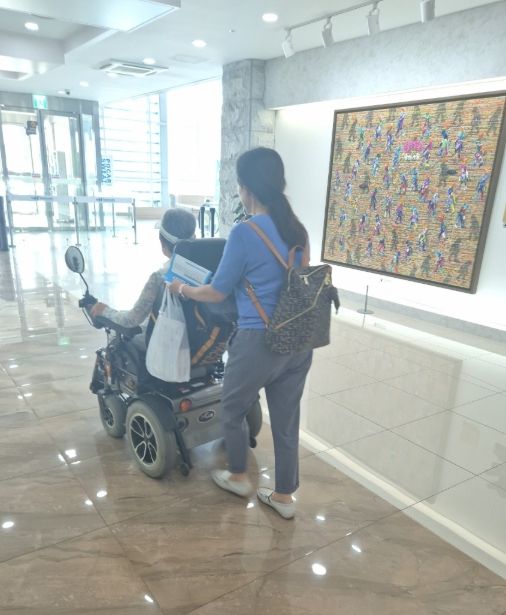 2026년에도 어르신 병원 동행 서비스 지속 시행