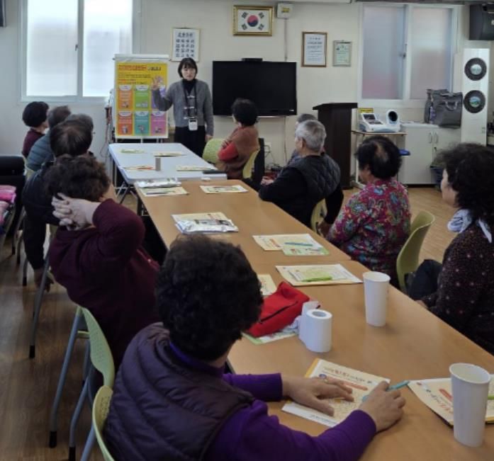 원주시치매안심센터, 찾아가는 경로당 치매인식개선 교육 운영