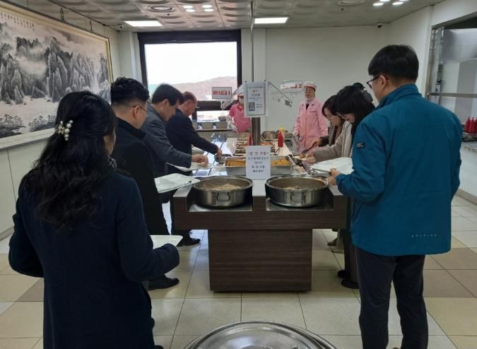 충주시·수안보농협, ‘가루쌀 수제비’ 선보여