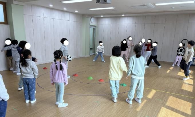 건강한 돌봄놀이터 프로그램 운영 사진